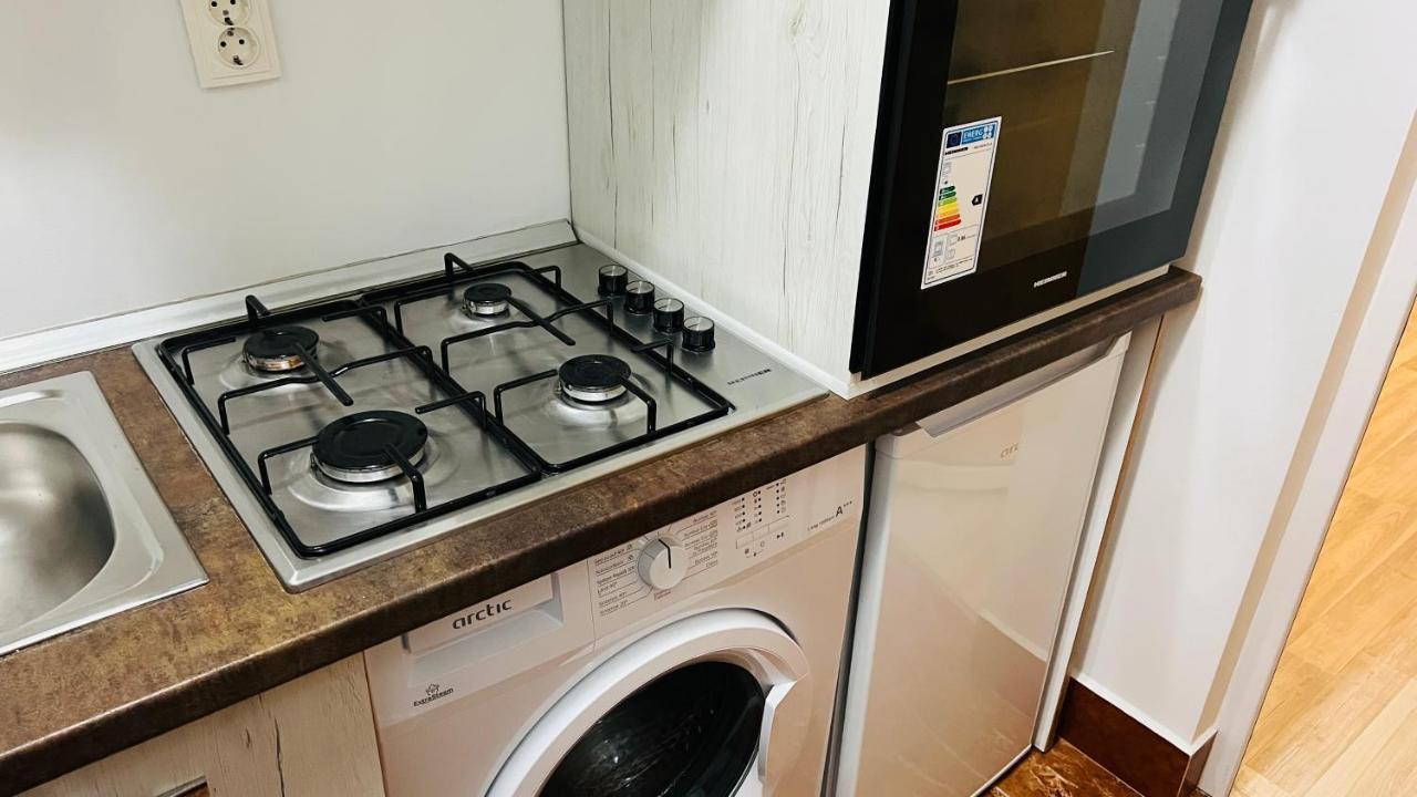 Garsoniera Centru Pietonal Apartamento Târgu Jiu Exterior foto